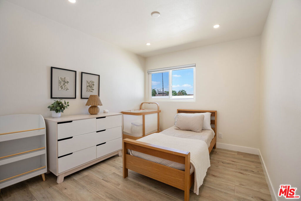 12831 Red Hill Avenue - Photo 26