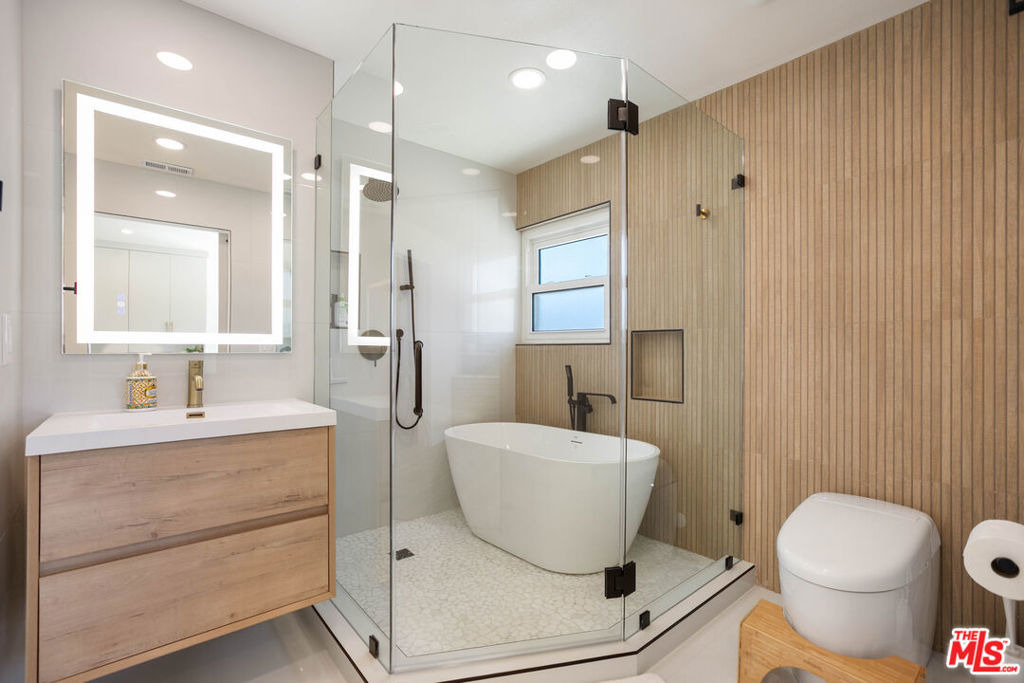 12831 Red Hill Avenue - Photo 35