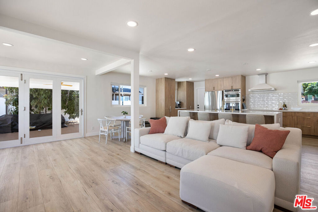 12831 Red Hill Avenue - Photo 22