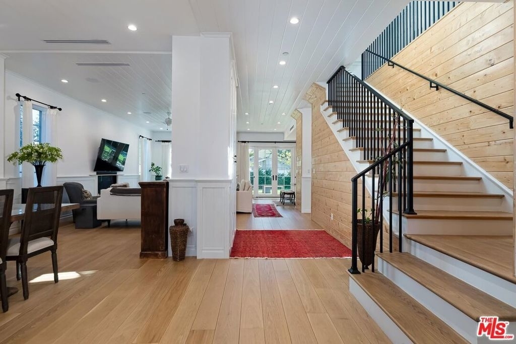 10810 Wilkins Avenue - Photo 8