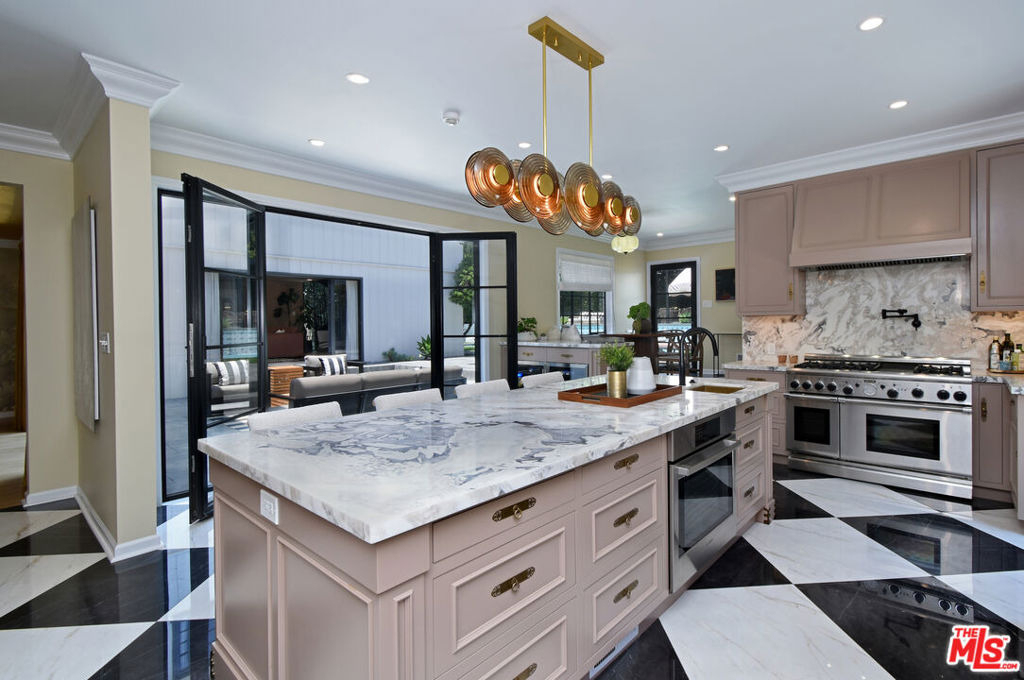 5005 Los Feliz - Photo 14