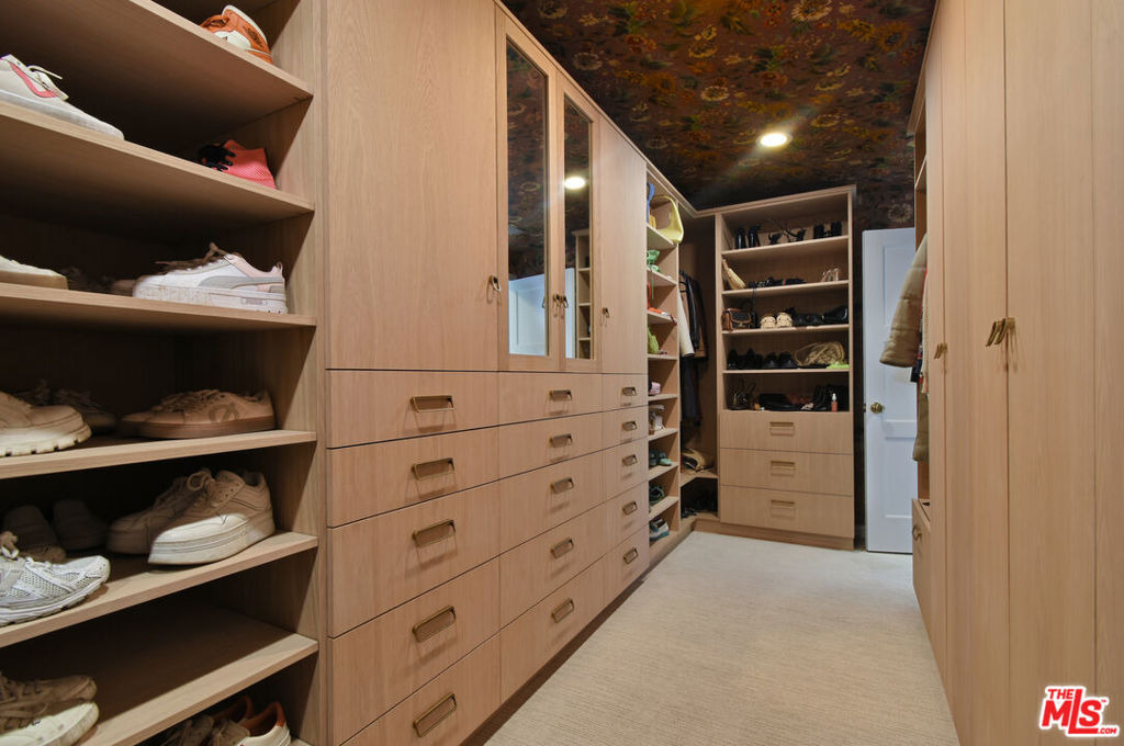 5005 Los Feliz - Photo 3