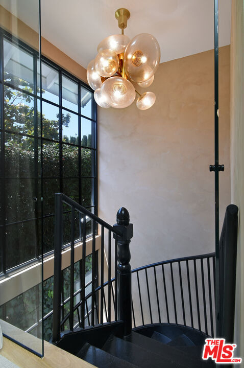 5005 Los Feliz - Photo 29