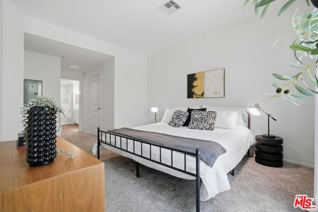 6400 Crescent Park - Photo 10