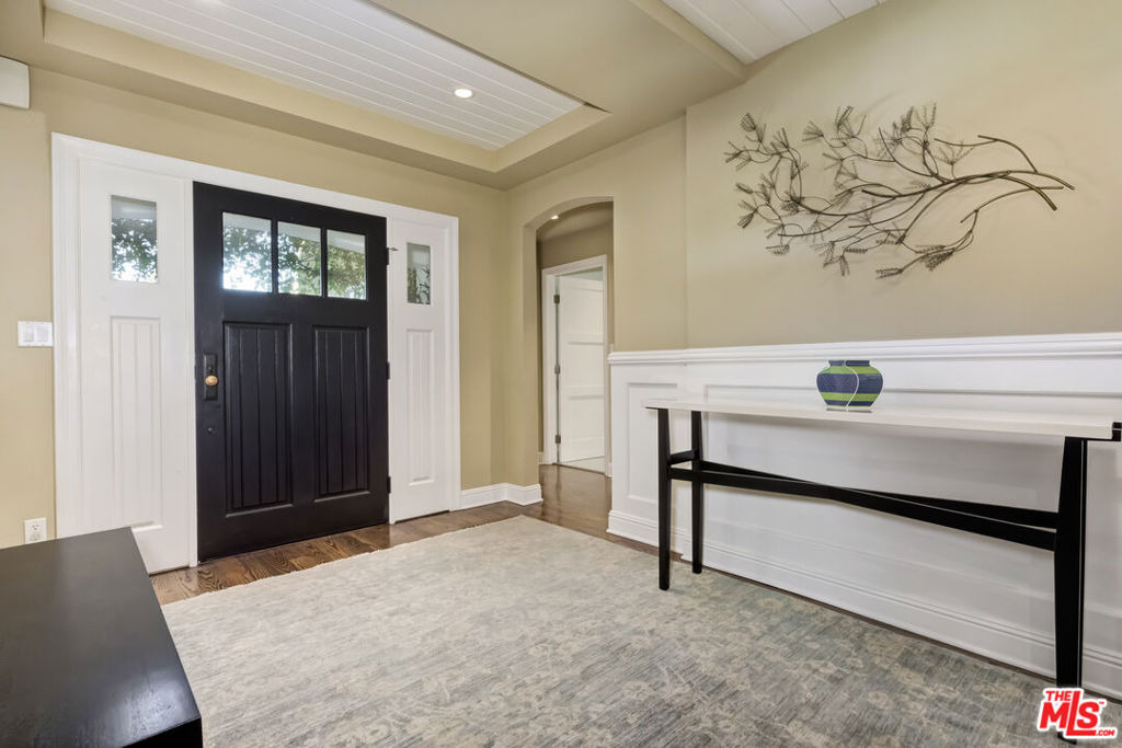 2855 Club Drive - Photo 4