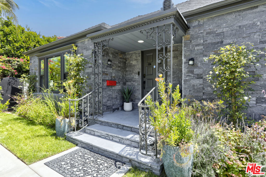 344 S Camden Drive - Photo 29