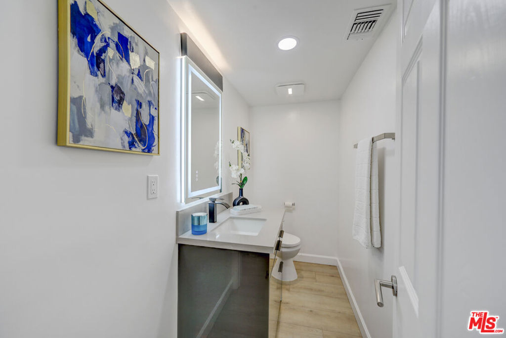 344 S Camden Drive - Photo 11
