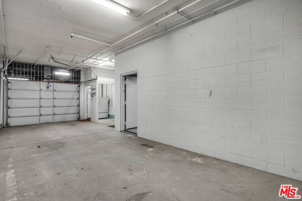 1735 Malcolm Avenue - Photo 27