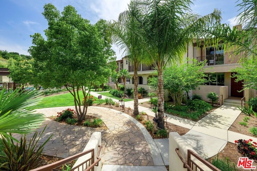 4448 Paxton Place - Photo 6