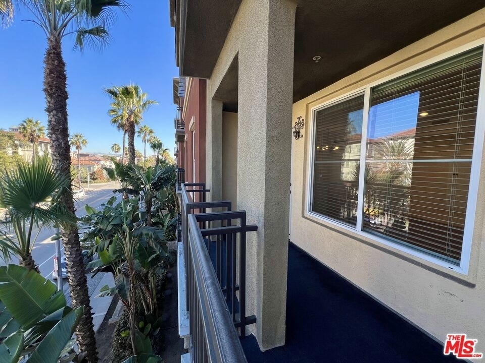 6020 Seabluff Drive - Photo 5