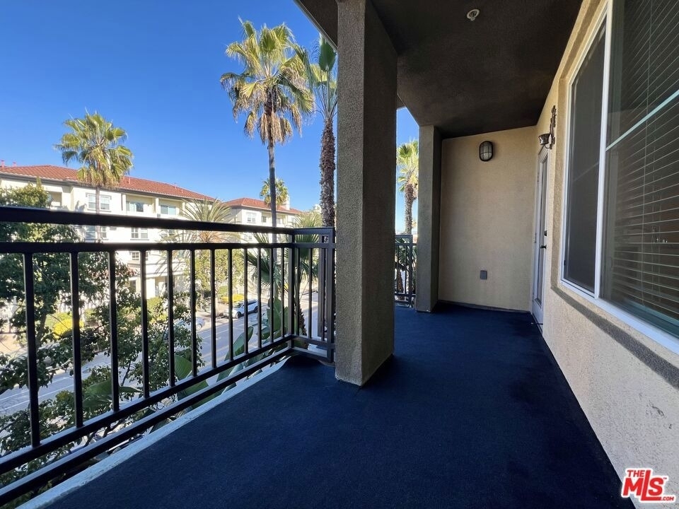 6020 Seabluff Drive - Photo 7