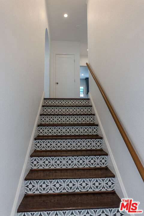 1067 S Sycamore Avenue - Photo 55