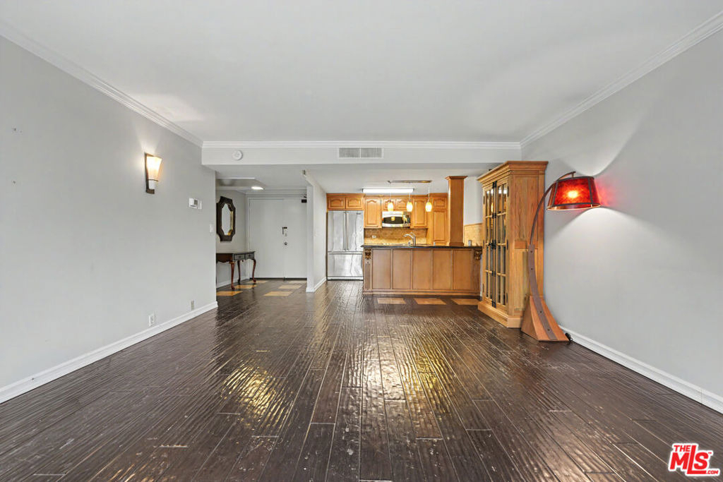 10535 Wilshire Boulevard - Photo 13