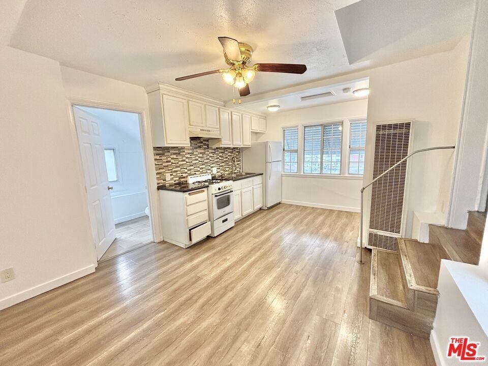 288 S Coronado Street - Photo 4