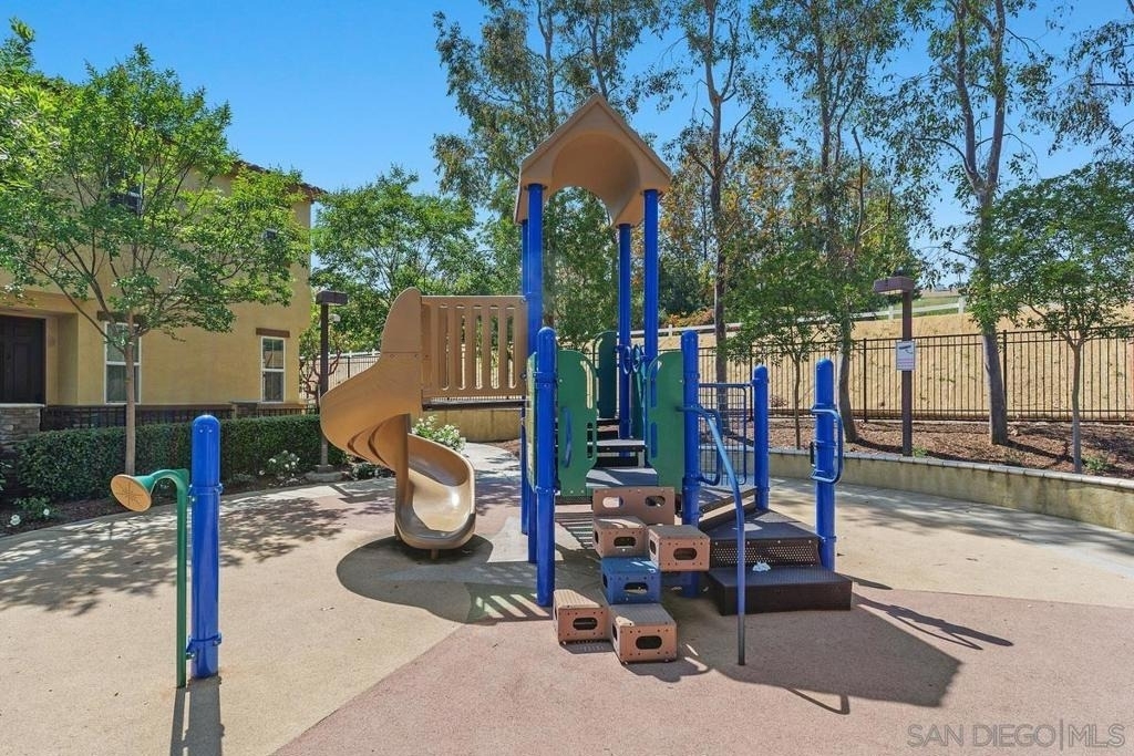 8011 City View Pl - Photo 31