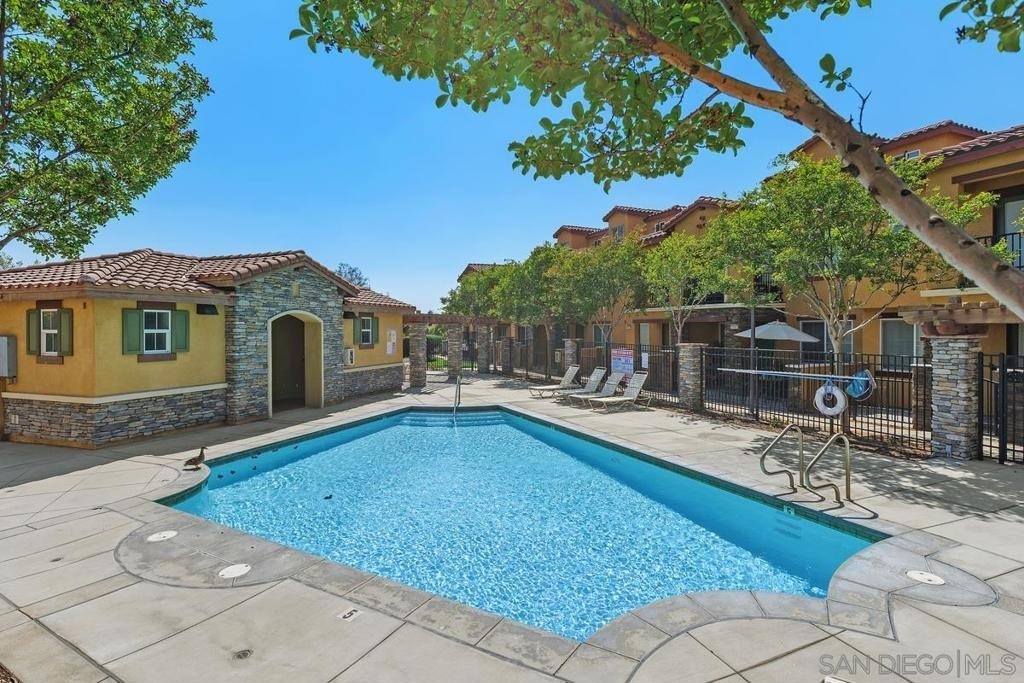 8011 City View Pl - Photo 35