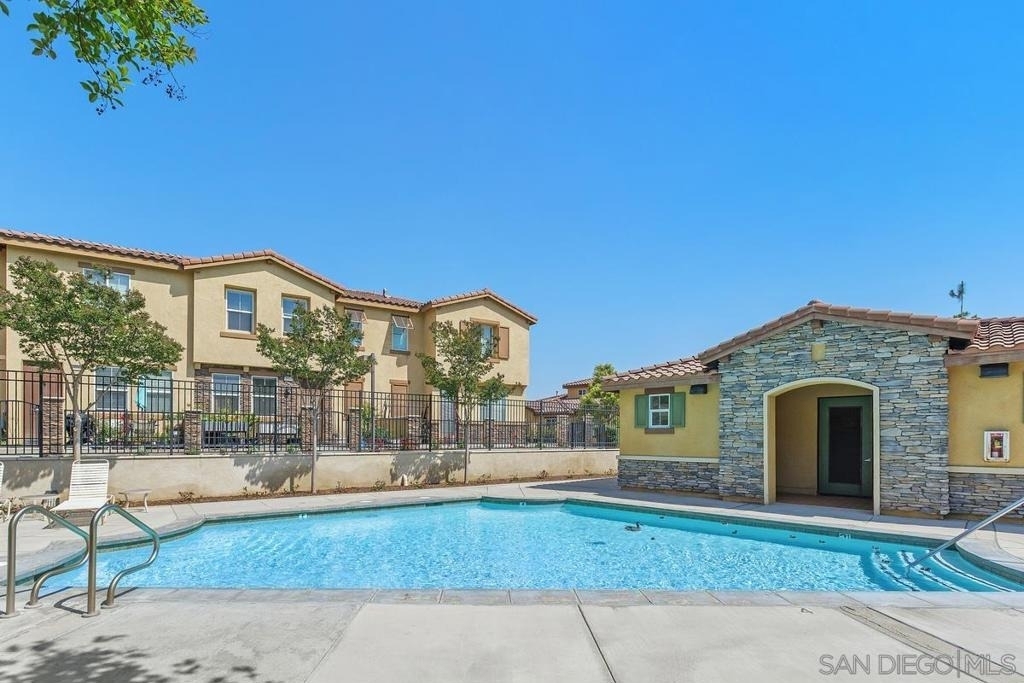 8011 City View Pl - Photo 36