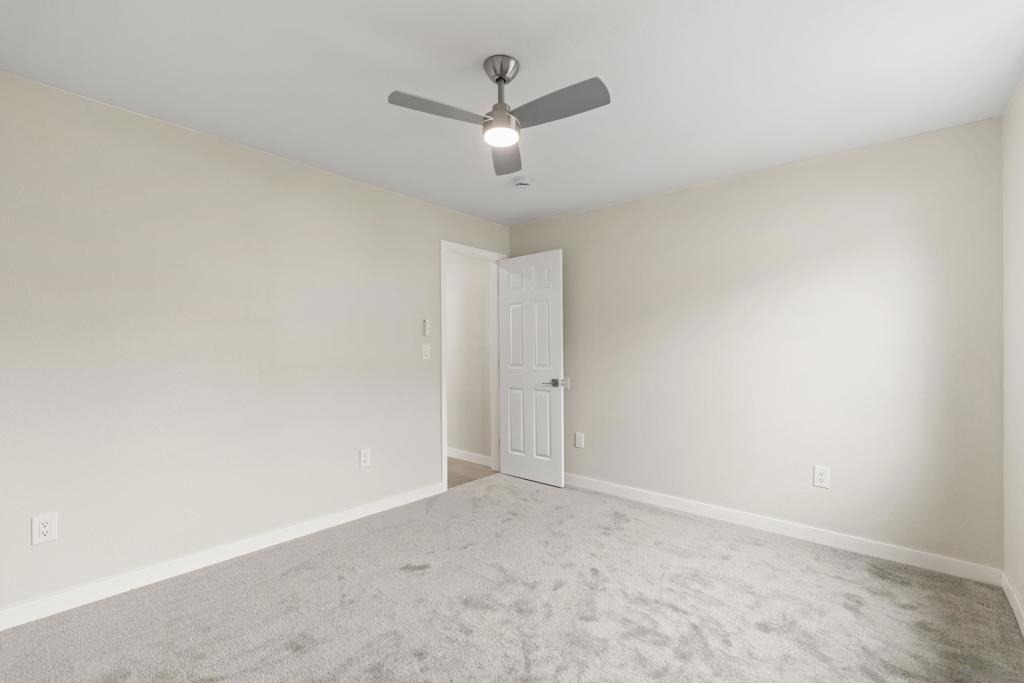 153 Dahlia Avenue - Photo 26