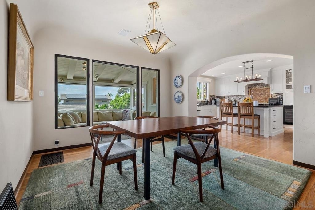 4111 Sunset - Photo 5