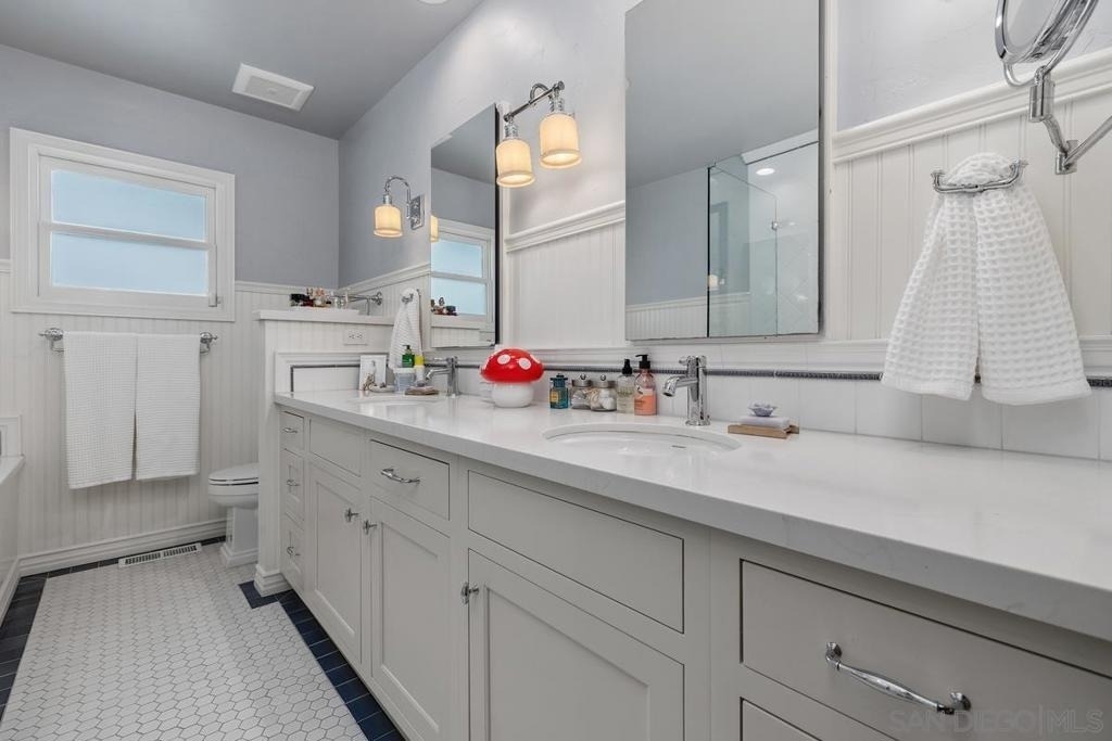 4111 Sunset - Photo 18