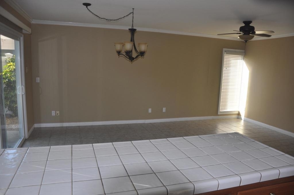 1568 Covington Avenue - Photo 5