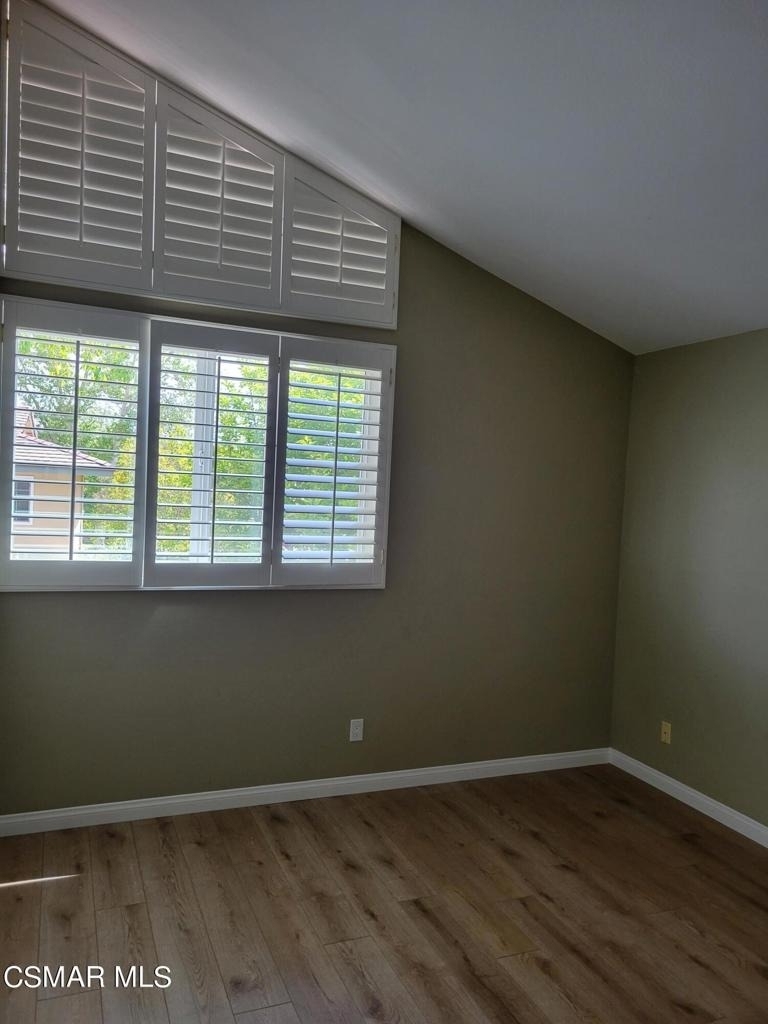 1568 Covington Avenue - Photo 11