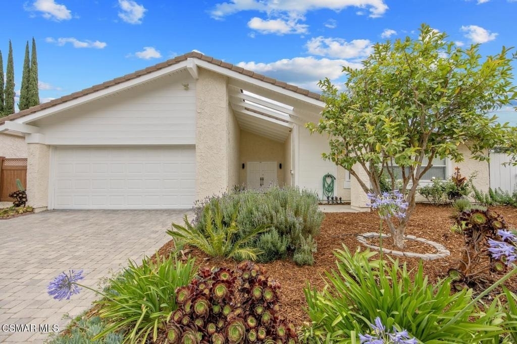 1114 Evenstar Avenue - Photo 1