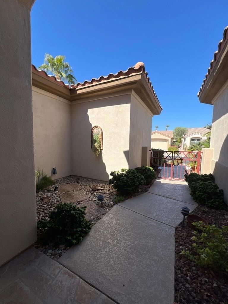 78119 Elenbrook Court - Photo 4