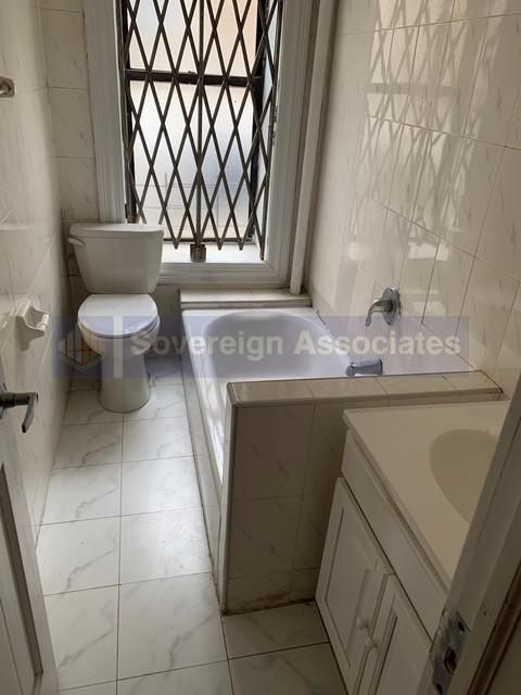 631 Edgecombe Avenue - Photo 2