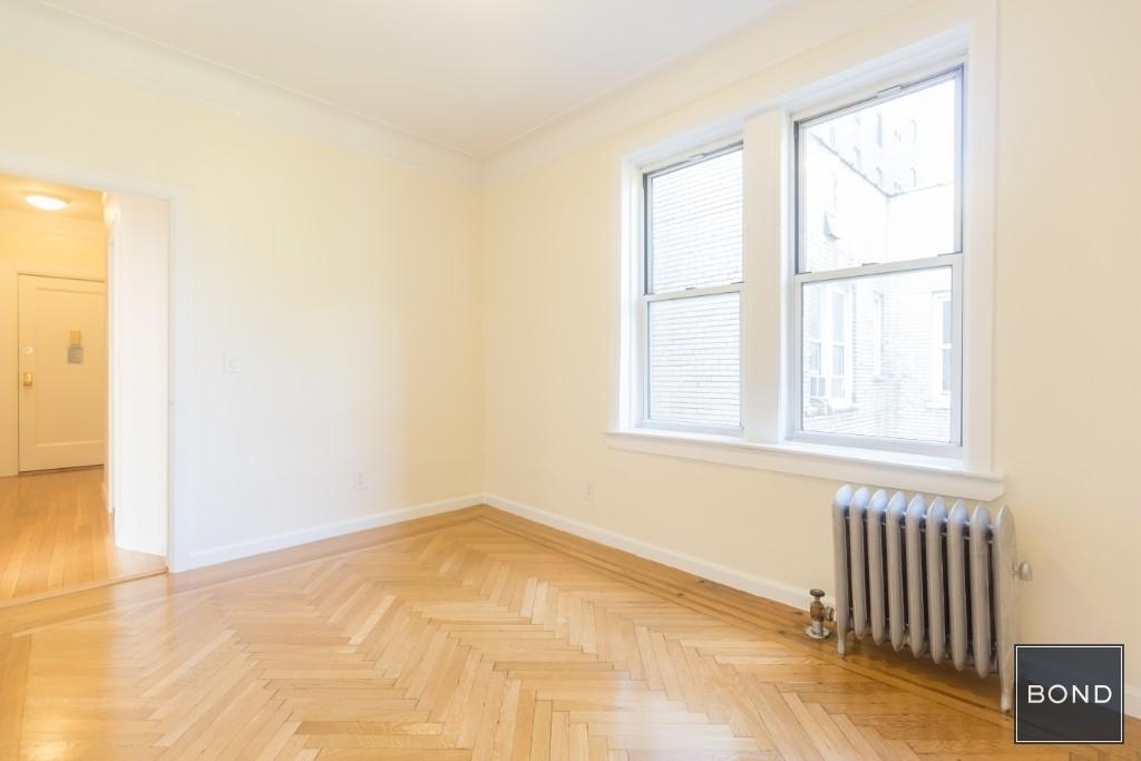 West 13th Street - Photo 2