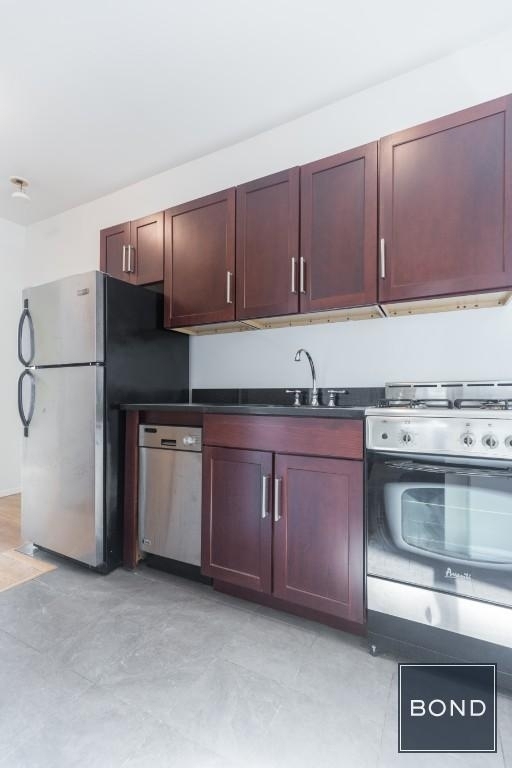 West 11th Street - Photo 1
