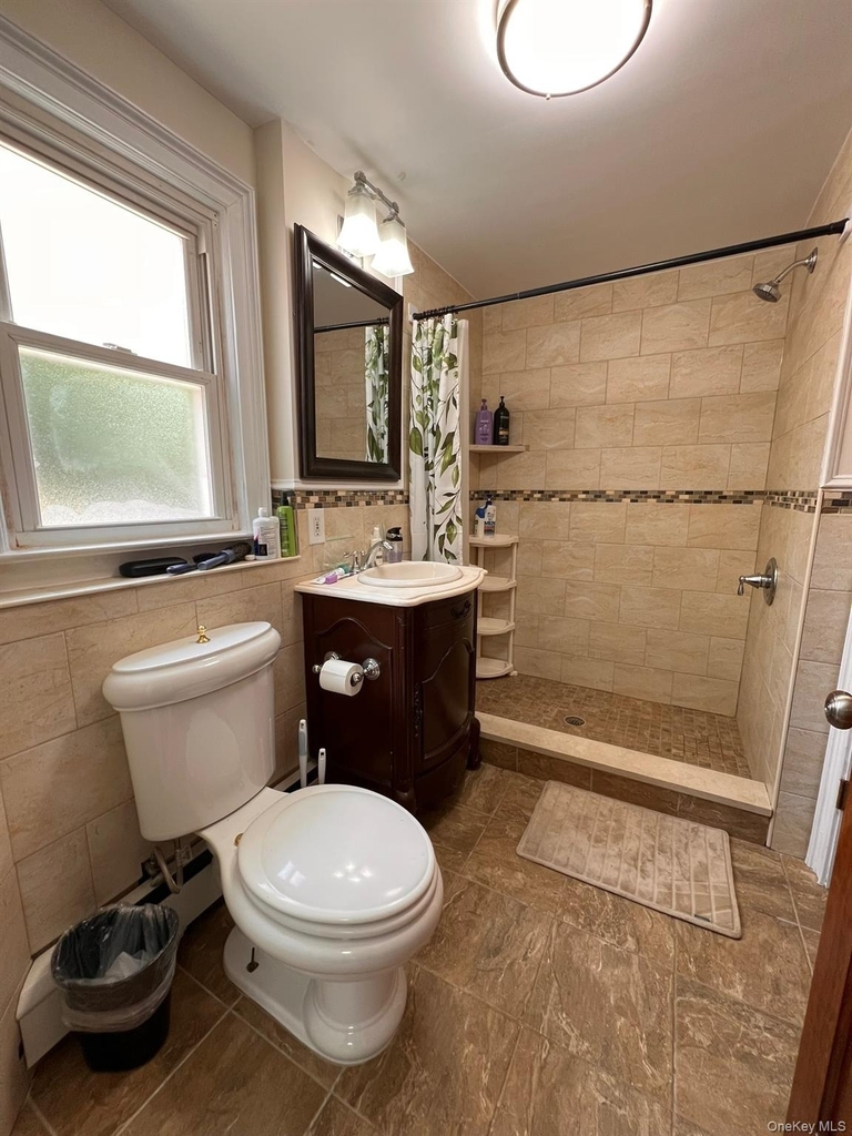 2 Nassau Road - Photo 3