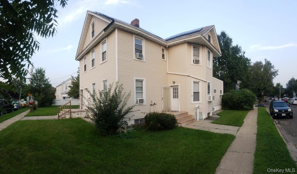 83 Kraemer Street - Photo 0