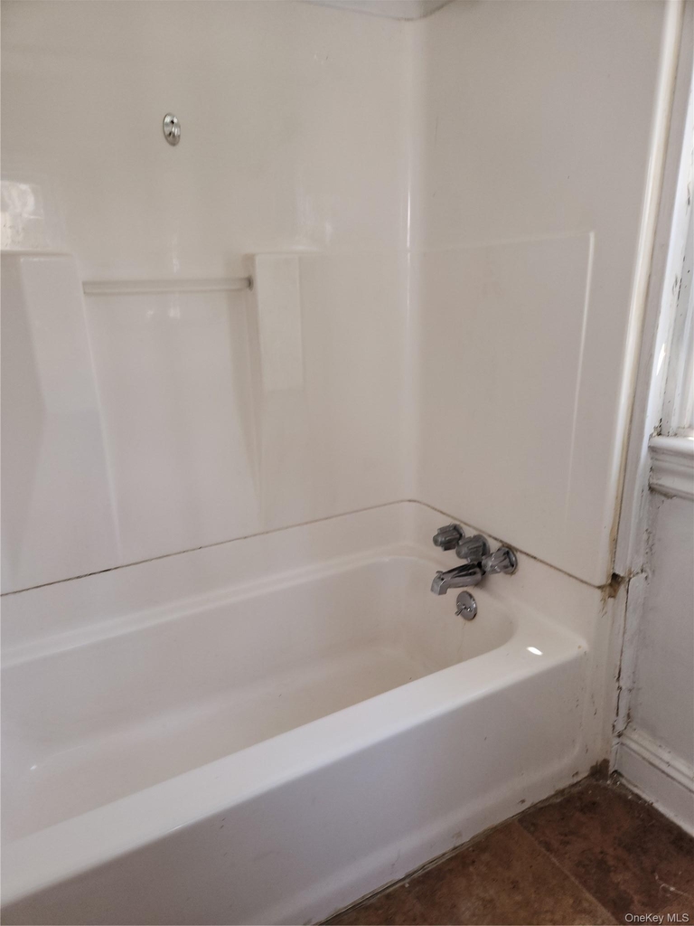 2 Madison Avenue - Photo 17