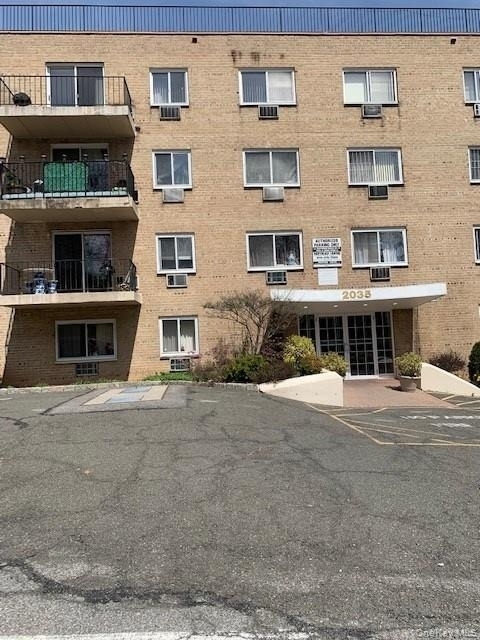 2035 Central Park Avenue - Photo 1