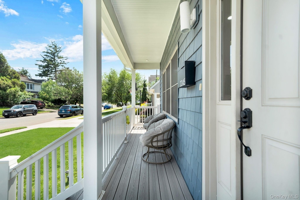 2245 Plum Tree Road N - Photo 19