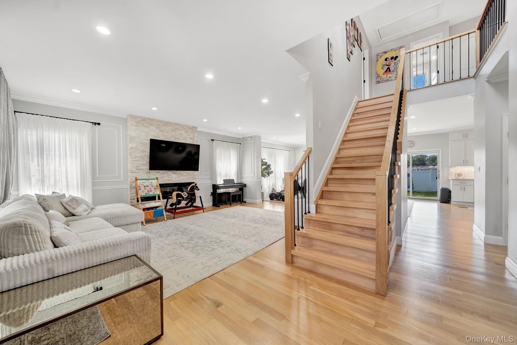 2245 Plum Tree Road N - Photo 13