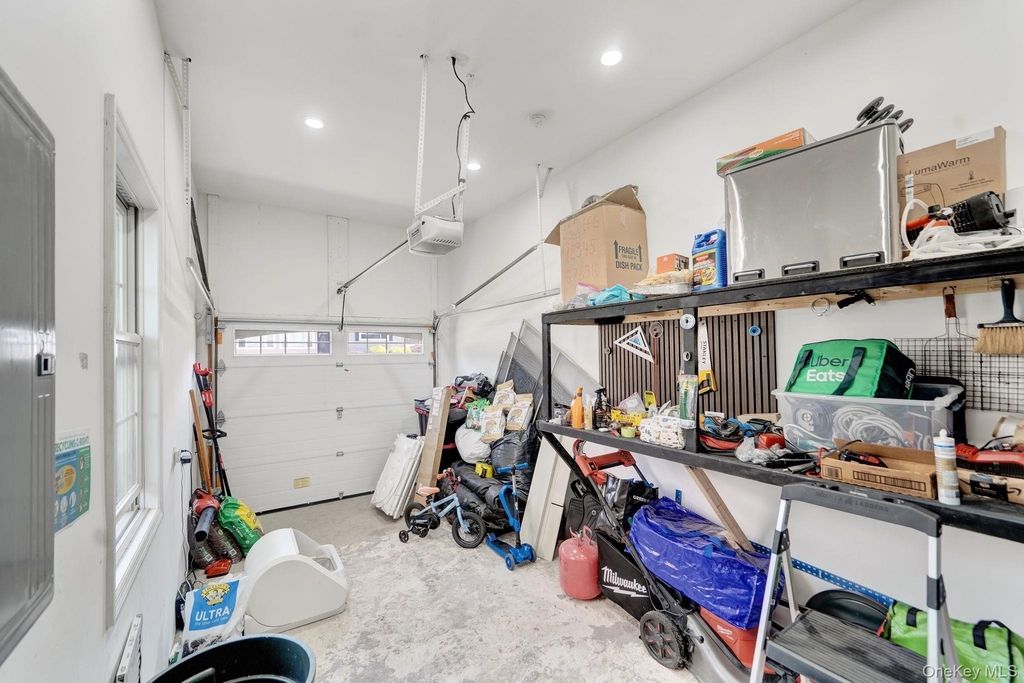 2245 Plum Tree Road N - Photo 38