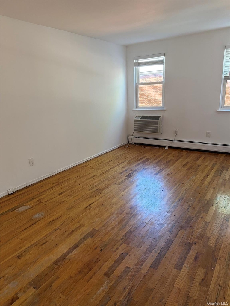 149-03 84th Street - Photo 3