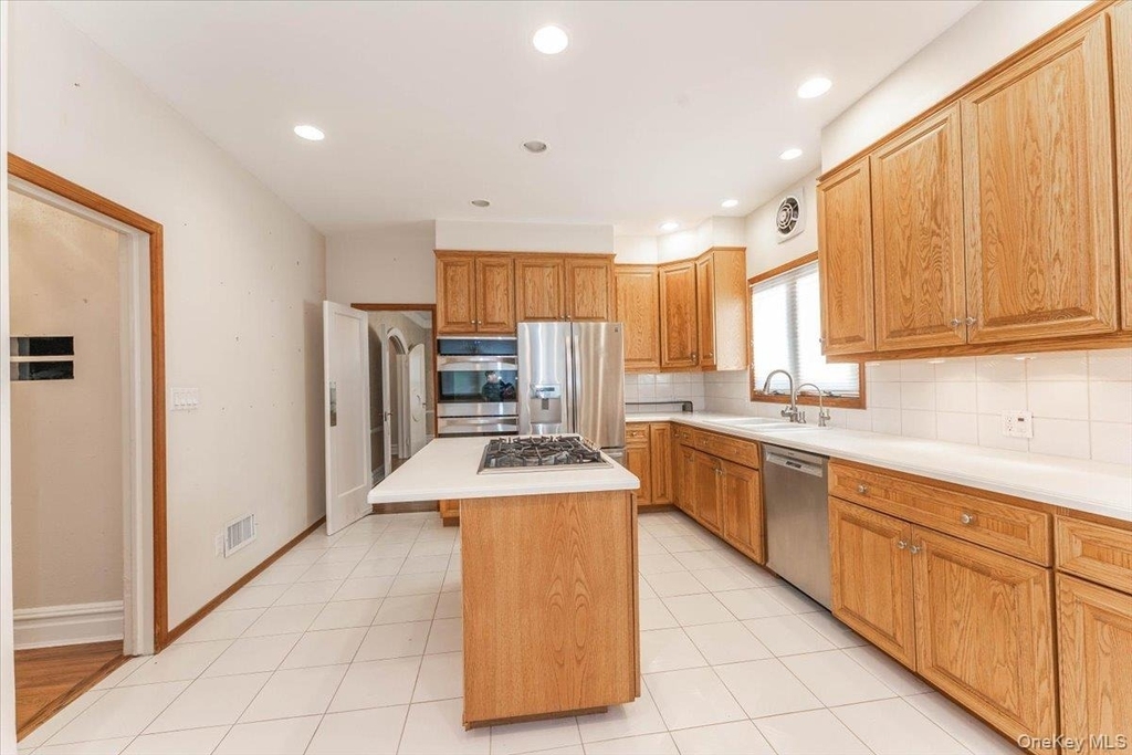 942 Greenfield Road - Photo 8