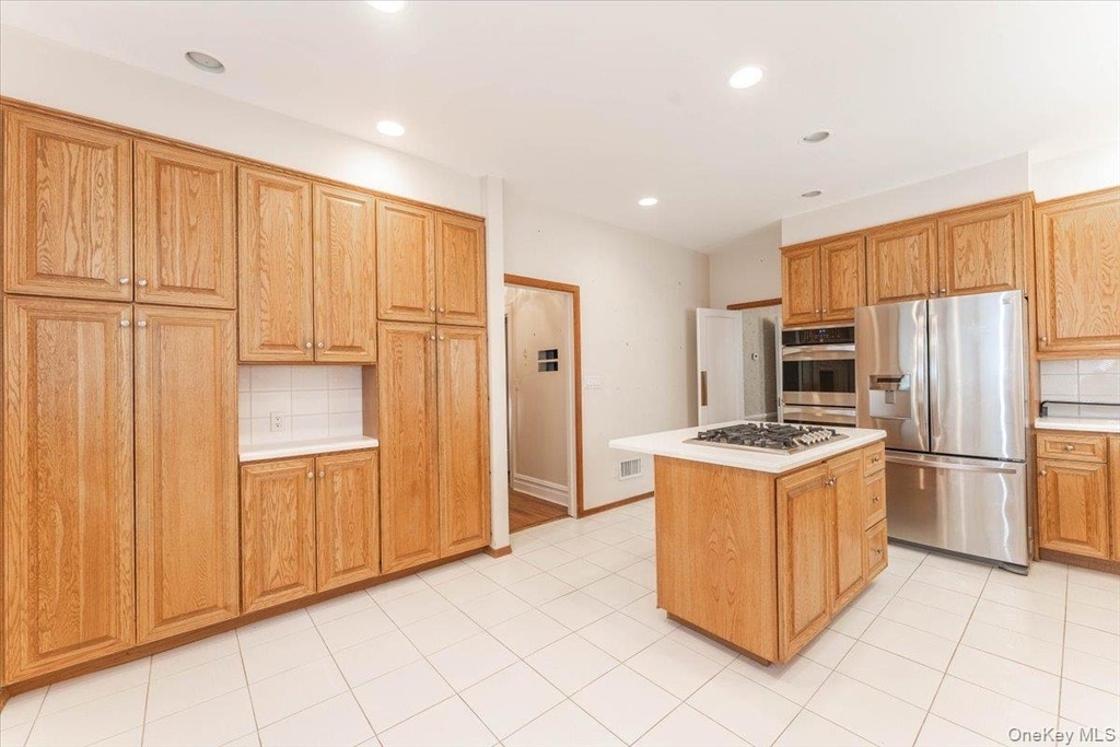 942 Greenfield Road - Photo 9