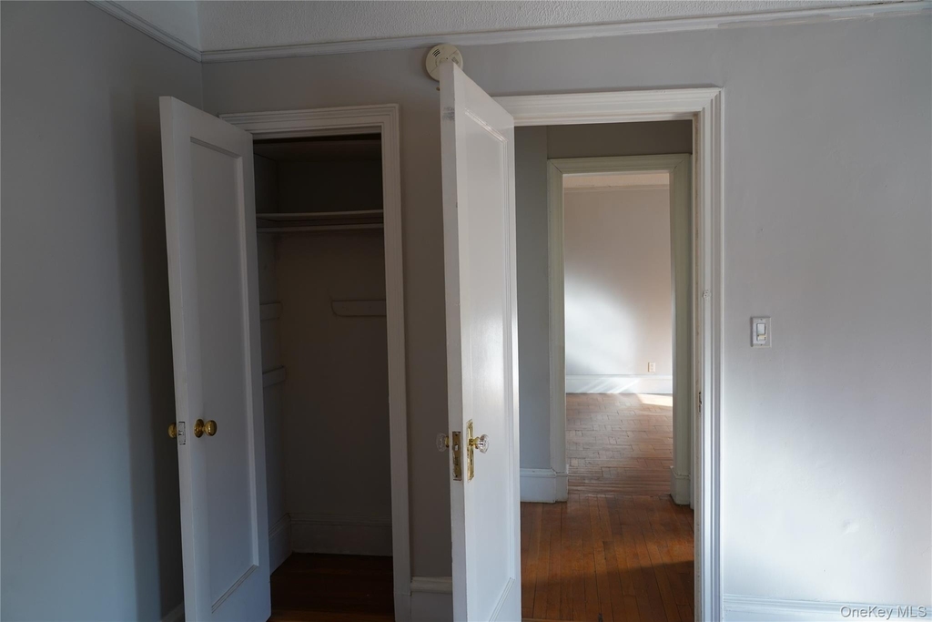 50-05 43 Ave - Photo 9