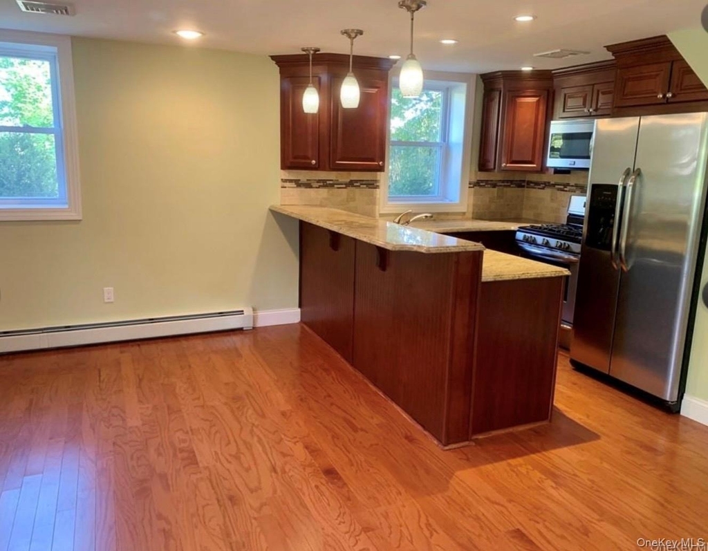 250 Oakland Avenue - Photo 1