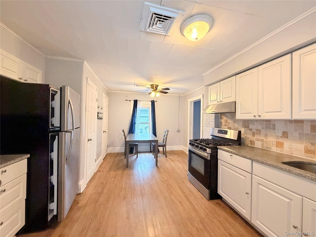 36 Wallkill Avenue - Photo 2