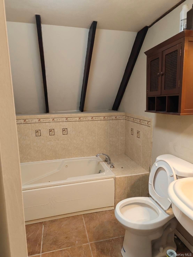 6 Howe Court - Photo 3