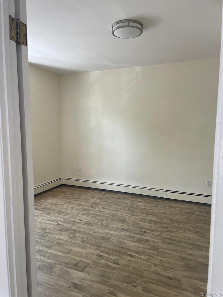 4415 64th Street - Photo 4