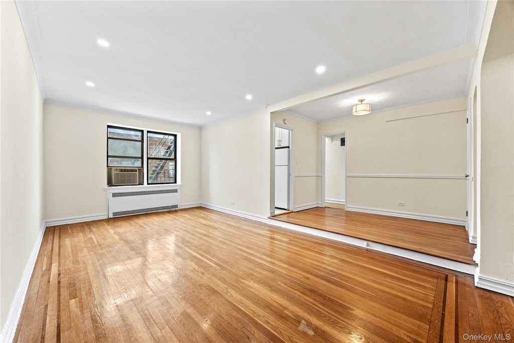 35-35 75th Street - Photo 3