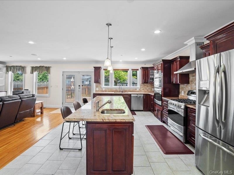 283 Harrison Avenue - Photo 7