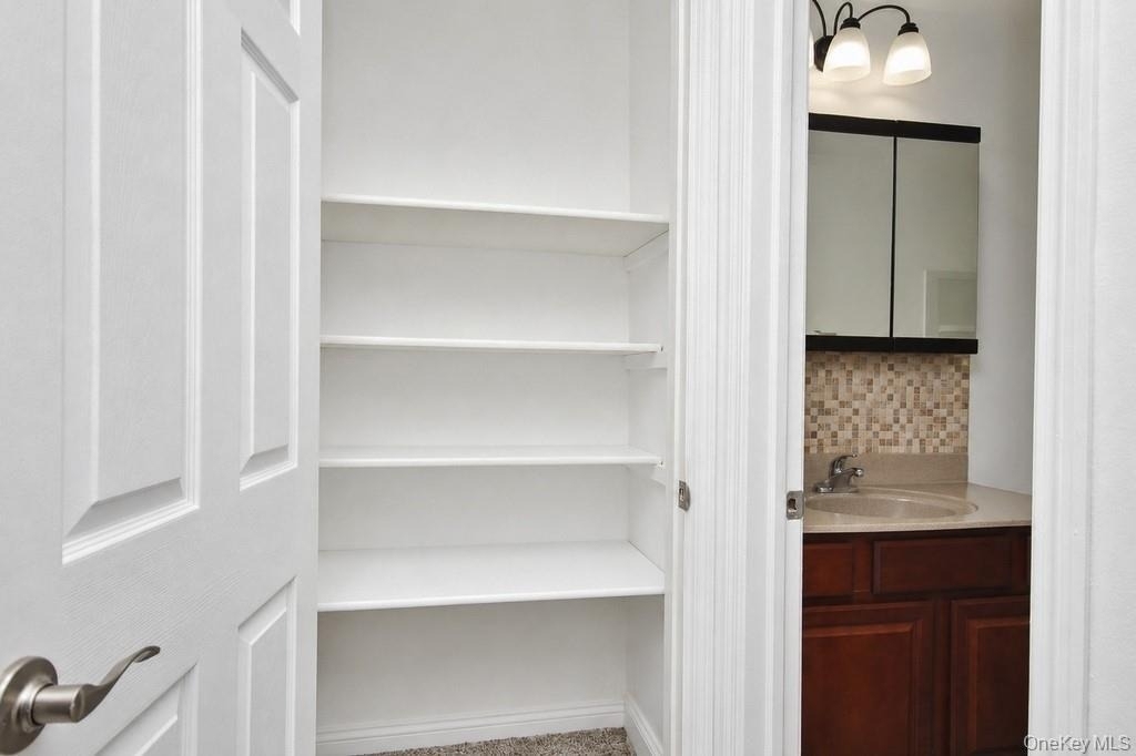 2 Fortune Road W - Photo 23