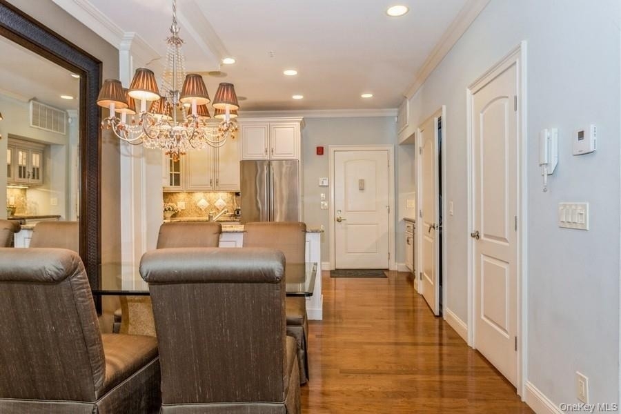 1105 Roosevelt Way - Photo 5
